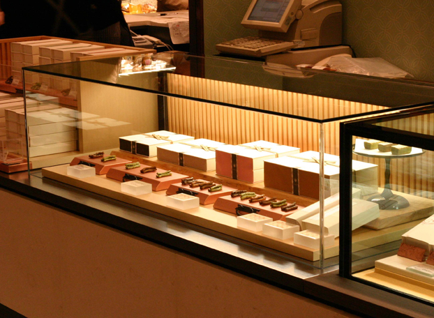 w02_isetan3
